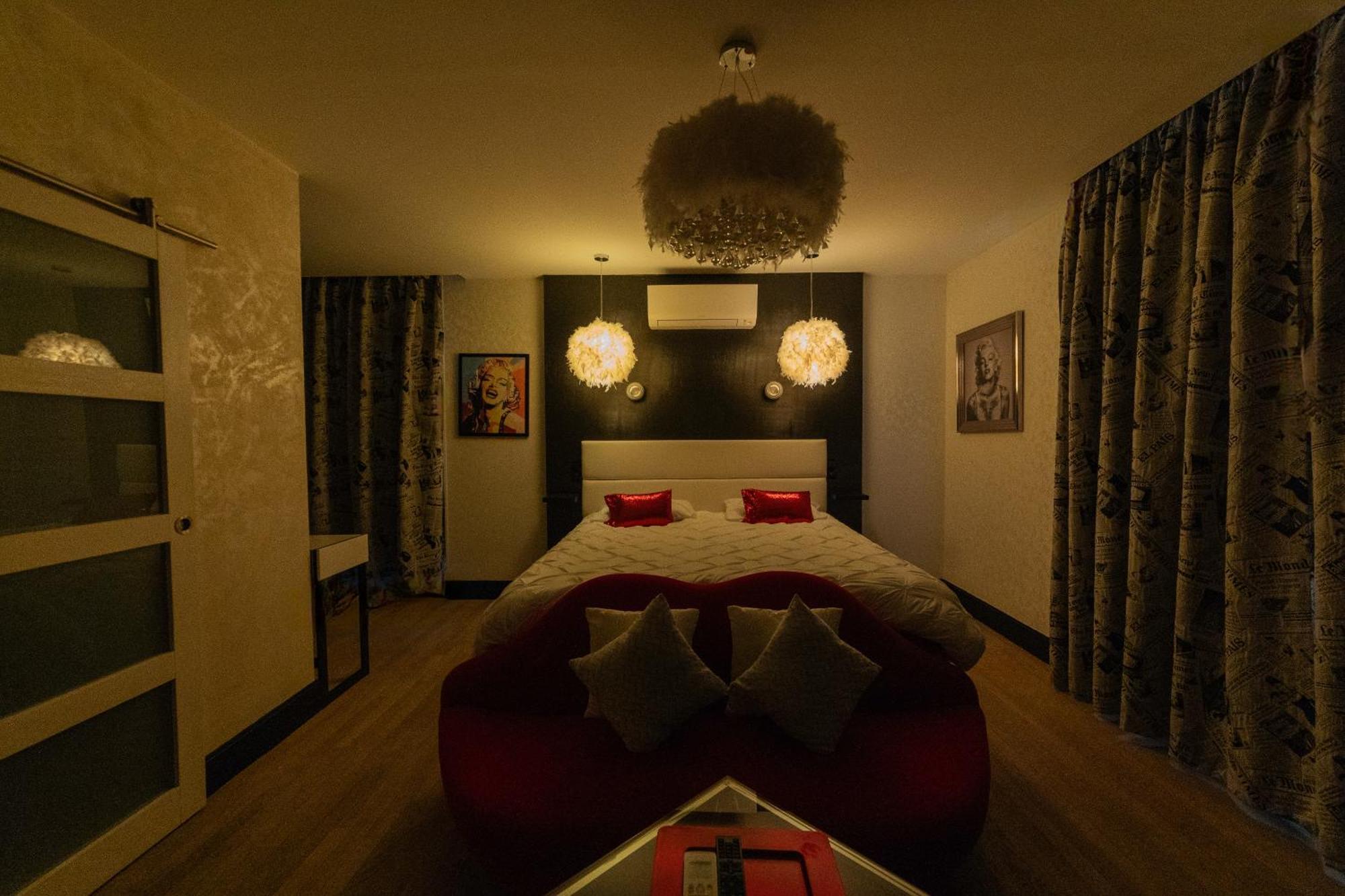 Les Etoiles Bed & Breakfast Tonnerre Phòng bức ảnh